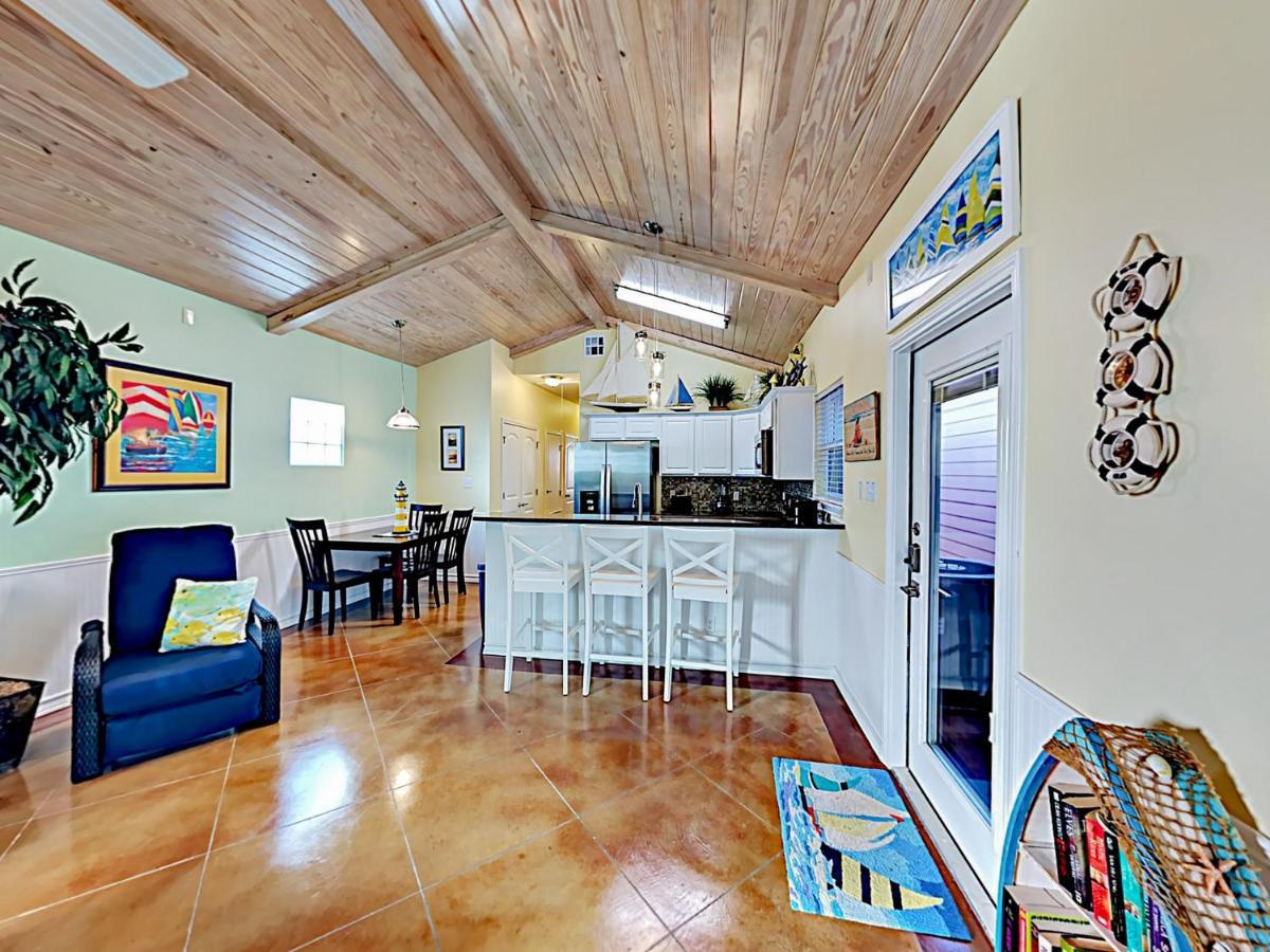 Apartmán Sail Away At Pirate'S Bay Unit 113 Port Aransas Exteriér fotografie