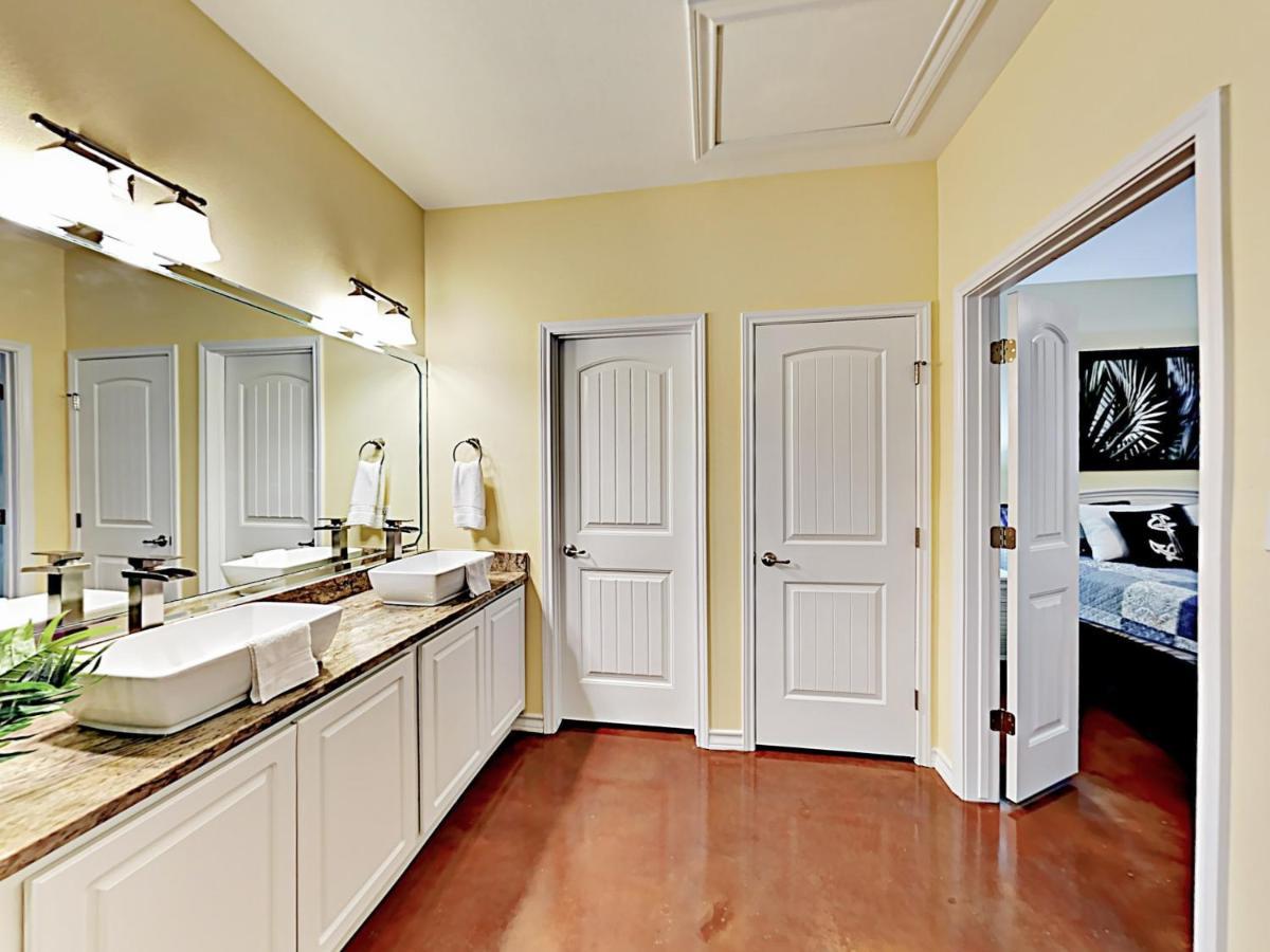 Apartmán Sail Away At Pirate'S Bay Unit 113 Port Aransas Exteriér fotografie